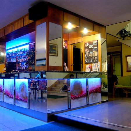 Hotel Continental Bellaria-Igea Marina Dış mekan fotoğraf
