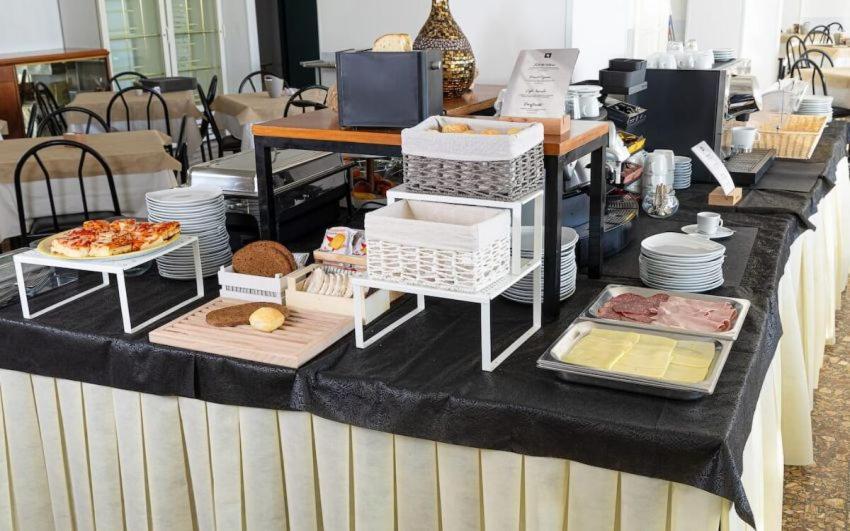 Hotel Continental Bellaria-Igea Marina Dış mekan fotoğraf